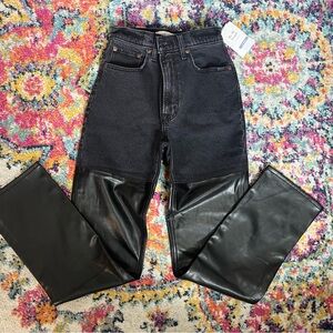 Abercrombie & Fitch NWT 90's Straight Ultra High Rise